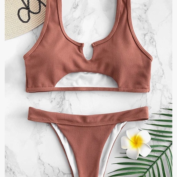 (1641) ZAFUL Women's Tie Dye V-Notch Cutout High Cut Bikini Set 2 Piece Swimsuit - Picture 2 of 5